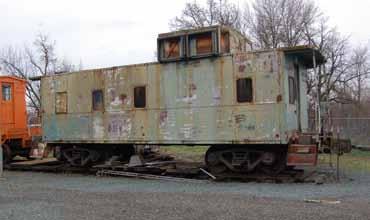 The Southern Oregon Chapter of the NRHS also owns the former OC&E caboose #2001.