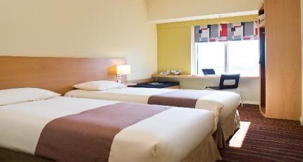 US$ 675 Single Room US$ 869 Double Room Location: Al Rigga, Deira 5km from Dubai Airport; 7km to Bur Dubai; 12km to World