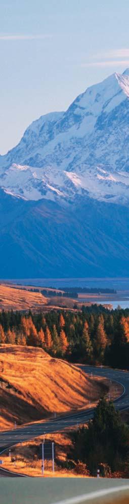 NEW ZEALAND COACH HOLIDAY SPECIALIST WORLD-RENOWNED NATURAL BEAUTY Untouched, green and peaceful - it is the ultimate escape.