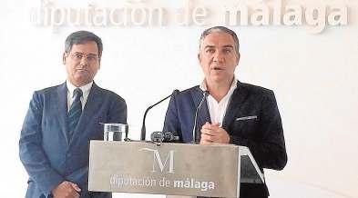 :: SUR Mansilla and Bendodo, during the presentation of the report.