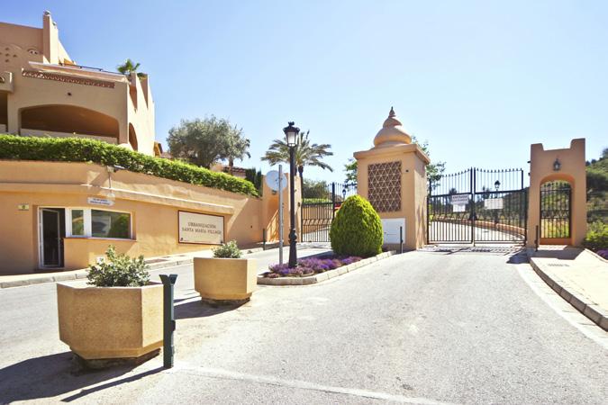 AREA Elviria is one of East Marbella s most popular areas, well known for its countless services and gastronomic offer.