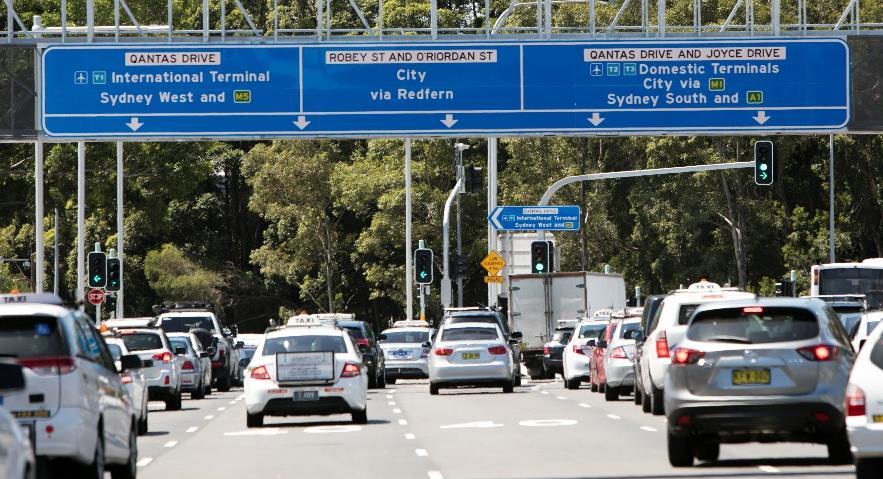 services a week, by end of 2017 Greater co-ordination with the NSW transport management centre to facilitate airport and surrounding road traffic