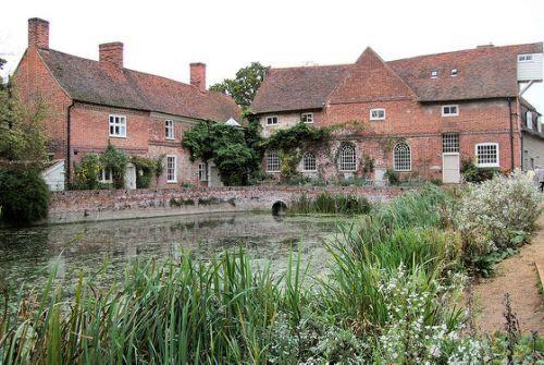 On Thursday 5 th July 2018 we will be visiting Flatford Mill and the surrounding Constable Countryside; and Lavenham. Travel will be by executive coach.