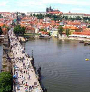 DAY 6 Karlavoy Vary will be a good place to get lunch (on our own) and to explore or shop at our leisure. Prague is the capital of the Czech Republic, built on seven hills astride the Vltava River.