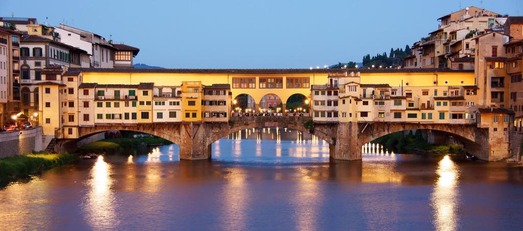 Destination Florence offers a unique journey through art, renaissance architecture, glamorous shopping streets and the authentic flavors of Tuscan food and wine: the experience of a lifetime.