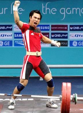 the gold in <56 kg weightlifting Ha Thanh is