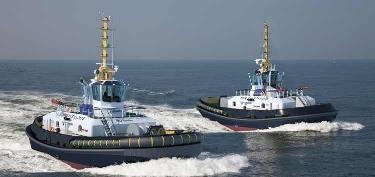 Safety is a critical aspect in the tug business and the trend towards even more compact and powerful tugs, driven by larger vessels entering confined harbours and terminals, is challenging this.