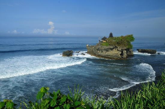 Tanah Lot Temple for spectacular of sunset Benoa Day Tour Tanjung Benoa for Water Sport Uluwatu temple Kecak Dance/Fire Show ATTRACTIONS FOR WHICH ENTRY FEE ARE INCLUDED IN THE TOUR COST City Name