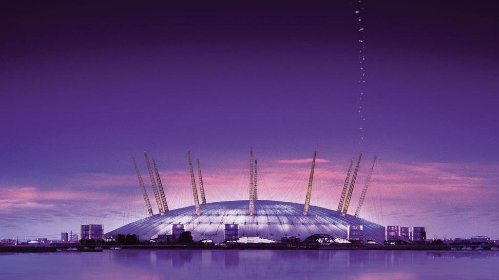 AREA INFORMATION THE 02 ARENA O2 Arena 14 minute journey** from Phoenix The O 2 arena, referred to as North Greenwich Arena in the