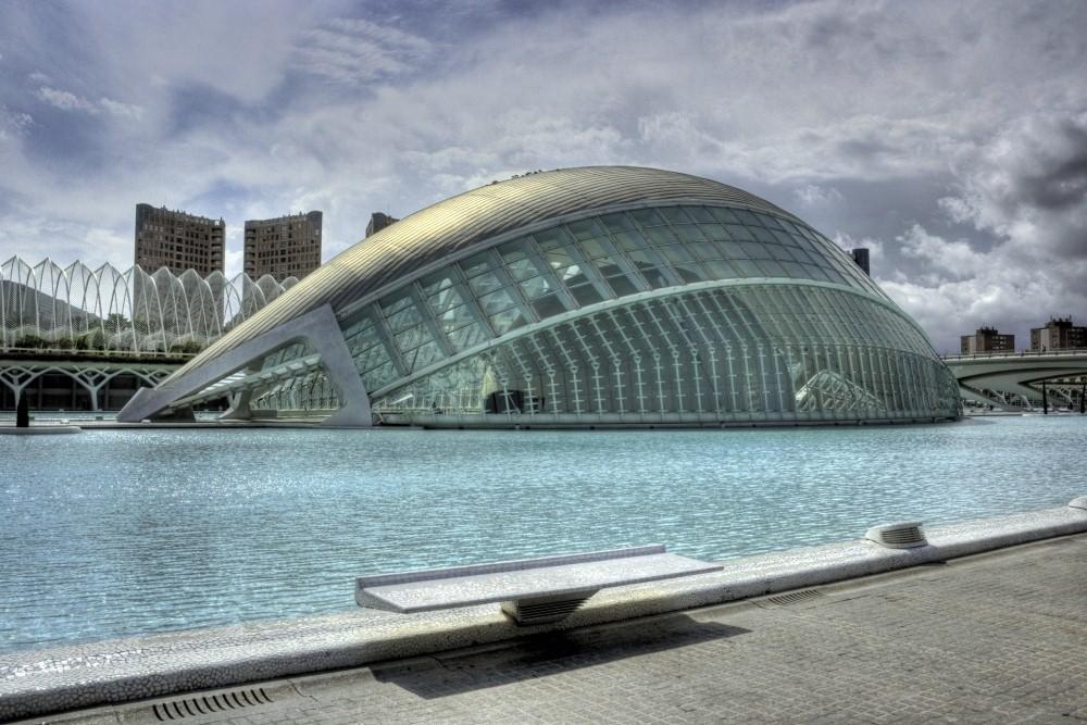L'Umbracle, L'Oceanogràfic and the Palau de les Arts The planetarium L Hermisfèric was the first section opened to the public It represents a huge human eye that comes alive and opens up to the