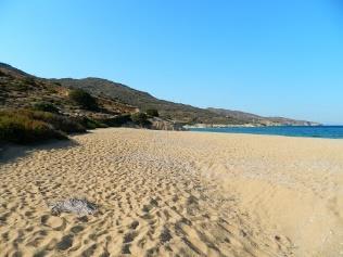 Highlights of Ios: Agia Theodoti Beach: The beach of Agia Theodoti is one of the quietest one in Ios and represents
