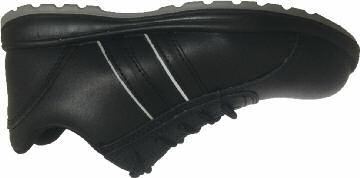 Wide fitting for added comfort. EN ISO 20345:2011 Black ST422B UK 3-13 ORION S1-P COMPOSITE TRAINER Metal free and lightweight for greater comfort. Composite high impact resistant toe cap.