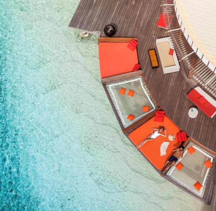 Treat yourself to an exclusive overwater suite in paradise CLUB MED KANI AWARDS Overwater suite with panoramic view on