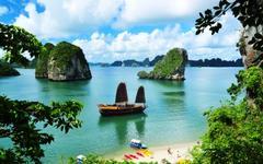 dotting the bay and Gulf of Tonkin (180km 3.5-4 hours). At noon, board your beautiful boat for an overnight cruise on Halong Bay. Savour the menu of fresh seafood.