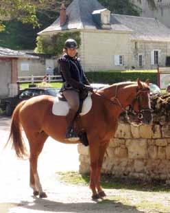 The Cheval et Chateaux "classical" rides : Chambord - Chenonceau, and Saumur - Villandry which propose to you to discover the french castles of the Loire in the most beautiful way : on horseback!