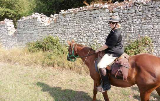 7 days Chambord - Chenonceau iti 3 long Please replace days 3 and 4 of itinerary 3 by the descriptions below Day 3 : Chambord AM - about 3 hours on horseback Beginning of the ride to Chambord by the