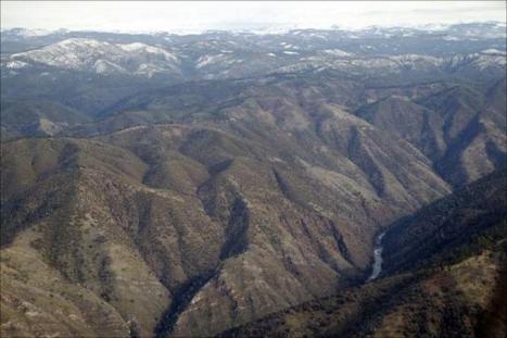 The Sierra Nevada Mountains Parallel California Nevada border Sharp border especially on the