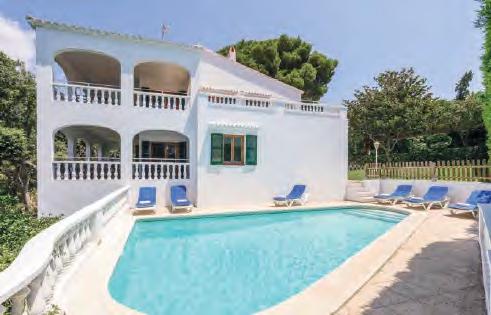BALEARIC ISLANDS, MENORCA VILLA TRUVI CALA GALDANA With six bedrooms across two storeys, Villa Truvi is an ideal retreat for large families and those t a ellin