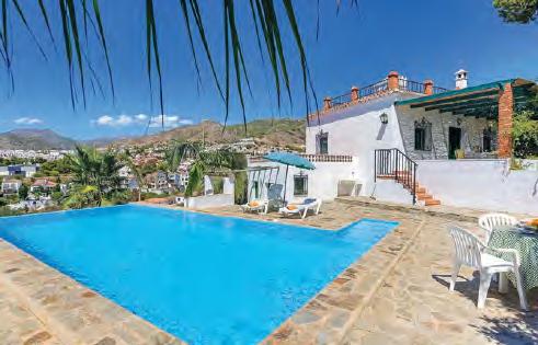2,079 519pp Bathrooms: 1 VILLA BARRANCO DEL PUERTO Standing on this villa s exceptional terrace, you can look out for miles across