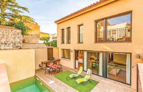MAINLAND SPAIN COSTA BRAVA VILLA CAMILO BEGUR Not many places give you the chance to enjoy the convenience of a town centre, access to stunning beaches and