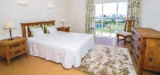 3,919 489pp Bathrooms: 4 VILLA LICINIA ALBUFEIRA Set ithin the u al ale e a a a ea o l u ei a this te acotta toppe p ope t ins points for its inviting