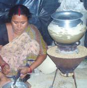 NEPAL Stove model: Rice Husk Stove (RHS) Price: US$ 12 Number of beneficiaries: 1,293 families Number of stoves installed: Over 100,000 sold Efficiency Improvement: A 5 people family uses 5 kg of
