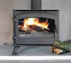 3 Engineering Excellence & Active Airflow Technology 4 Find Your Ideal AGA Stove 6 Efficiency 7 Fuel Options 28 Specifications 29 Stoves Approvals CONTENTS 8 Working with Cast Iron 10 Stretton &