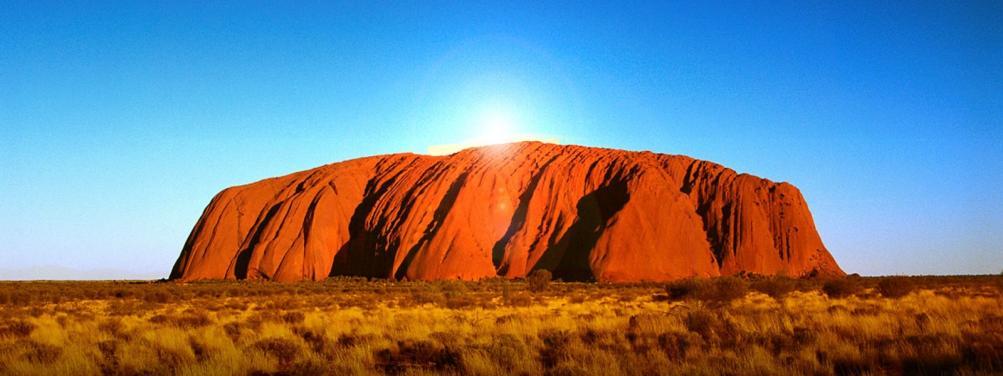 INVITATION Dear Colleagues and Friends, On behalf of the Organising Committee it is my great privilege and pleasure to invite you to Uluru in the Northern Territory, for the 18th Annual Scientific