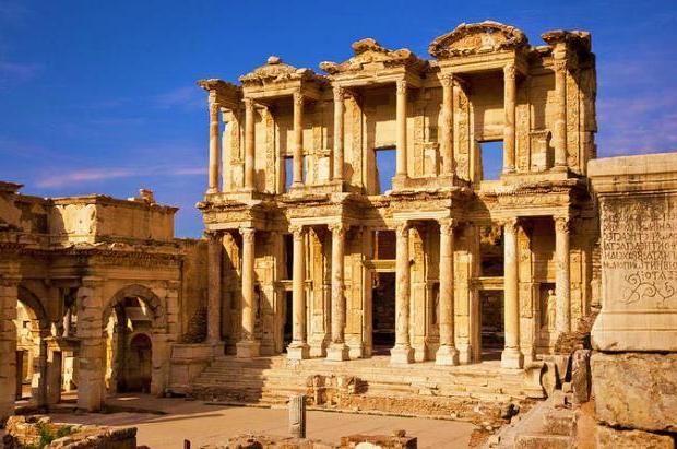 Ephesus Ephesus was founded as an Attic-Ionian colony in the 10th century BC on the Ayasuluk Hill, three kilometers (1.