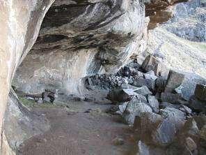 But before the hard work begins, we will visit another fine cave nearby: Mponjwane Cave, right