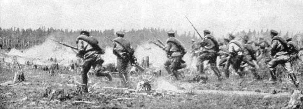 For example, on the 29 th, a large number of Russian soldiers had been killed running through an open field in an attempt to attack and break through the German lines.