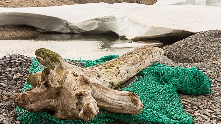 OUR STORY. PART OF YOUR ARCTIC EXPERIENCE The 'Clean Up Svalbard' initiative This remote group of islands lies in the middle of the prevailing Atlantic Gulf Stream current.