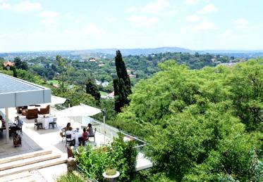 You re ideally situated when staying in Parktown to reach the city centre and the northern suburbs of Johannesburg, including Sandton.