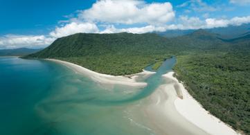 Port Douglas is at the centre of the Great Barrier Reef Drive, the most picturesque stretch of highway in the region.