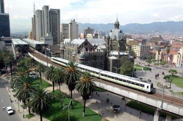Transportation to and from the principal hotel to the Botanical Garden of Medellin will also be provided on Thursday, November 02 and Friday, November 03.