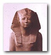 Hatshepsut Hatshepsut was the stepmother of a child named Thutmose III. Thutmose III became pharaoh around 1500 BC. Since he was very young, his stepmother was appointed regent.