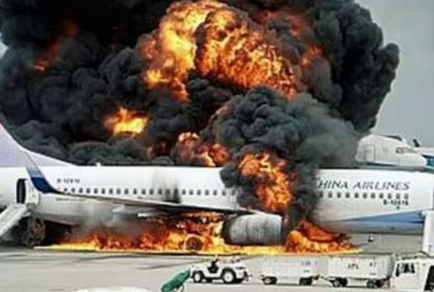 Aircraft Accident & Pax Safety - Aircraft Accidents Passenger Safety Main Factors: Crash Protection, Rapid Evacuation & Survival - Most