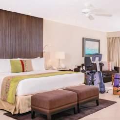 Enjoy a peaceful night's sleep in the beautiful bedroom with queen or king beds, white goose down comforters and our signature Pillow Menu.
