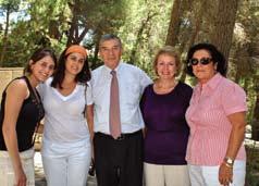 Roberto Fogel (third from right) and his family were accompanied by Perla Hazan and Mauricio Hazan (left) during the unveiling of a plaque in their honor.
