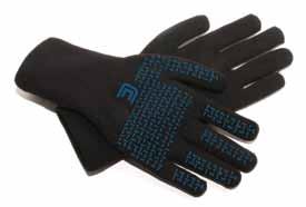with 3M Thinsulate insulation (40 grams) Rubber-tex palm patch for enhanced grip Liner glove is touchscreen-compatible Magnetic closure allows for easy use Made with a