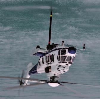 The retractable pump and internal water tank (vessie) allow water drops throughout the full flight