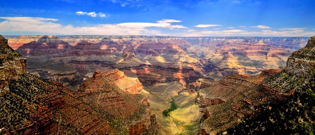 NORTH AMERICA Arizona and Utah 8 Days / 7 Nights Sedona, Grand Canyon, Arches National Park and Moab Grand Canyon Family Vacation Highlights Grand Canyon Tour Discover one of the seven wonders of the