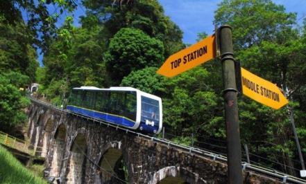 Penang Highlights Tour (GDPEN01WM) SGD 105/ adult SGD 95/ child 7.5 hours Min. 35 - Penang Hill with funicular cable car ride: The hill rises over 800 metres above sea level.