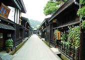 developed as a merchant town in the 1600s, during the Edo period.