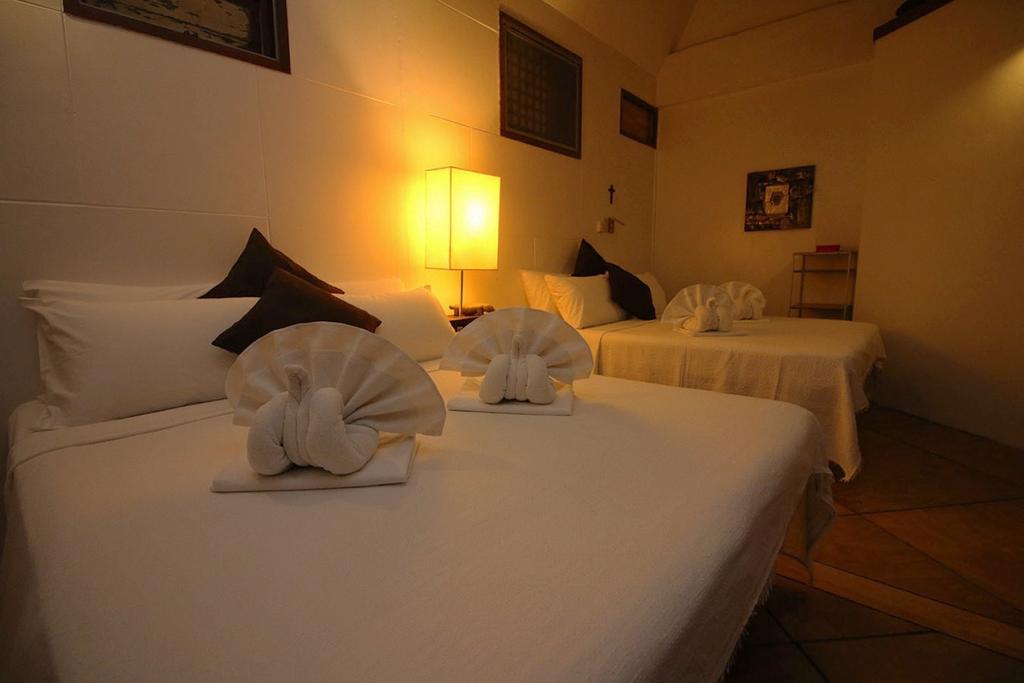 Family Deluxe Room Good for 4 to 5 persons Room size is 17sqm AMENITIES: Breakfast