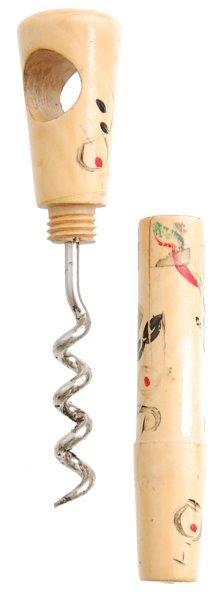 PN135 Wood corkscrew with top hat and Champagne bottle