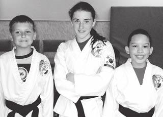 Herald Newspapers 28 June 2006 www.capemaycountyherald.com 43 EARN BLACK BELTS Three students of the Kum Sung Martial Arts School in Villas achieved the rank of black belt in June.