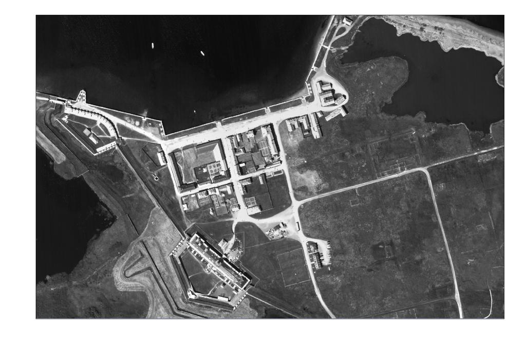 Fortress of Louisbourg 21 National Historic Site of Canada Management Plan MAP 4 APPENDIX 4 58 Maps of Park Facilities and Activities Reconstructed Townsite LOUISBOURG HARBOUR 57 56 56 2 55 1 50 4 45