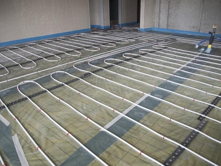 3.1.2 Paneli Paneli su velike ogrjevne površine koje obuhvaćaju ploče za zračenje i nisko temperaturno grijanje (podno, stropno i zidno).