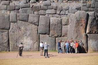 Sacsayhuamán was a massive fortress of the Incas capable of accommodating 5,000 fighters.